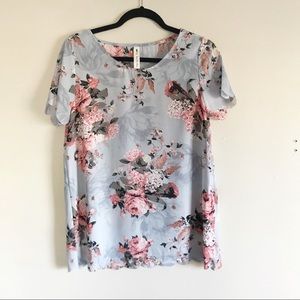 Vanilla Bay Medium Muted Blue Floral Top